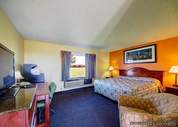 Rodeway Inn Perry Екстер'єр фото
