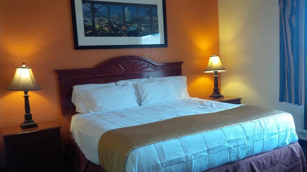 Rodeway Inn Perry Екстер'єр фото