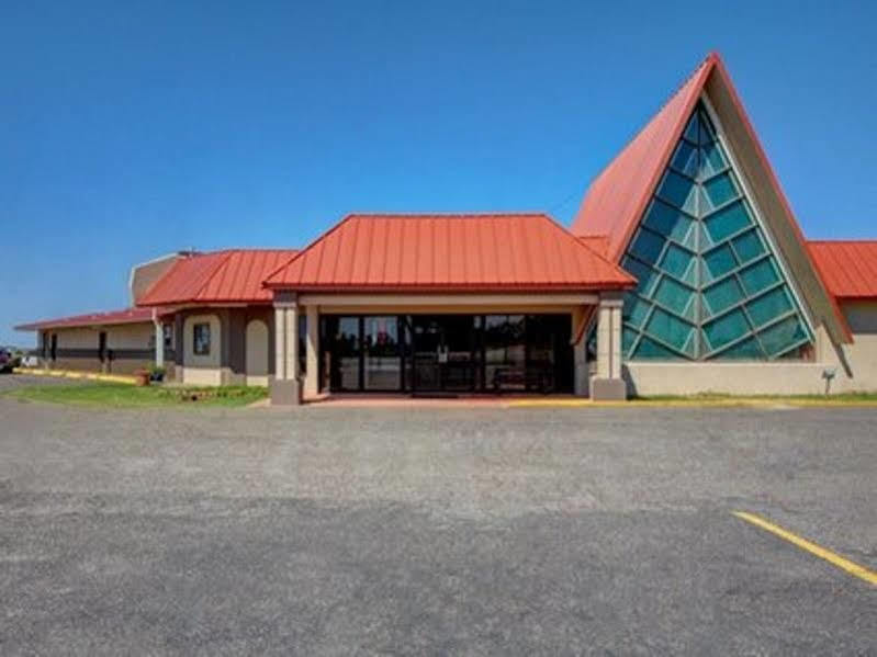 Rodeway Inn Perry Екстер'єр фото